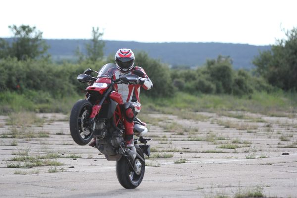 Hellstorm motors